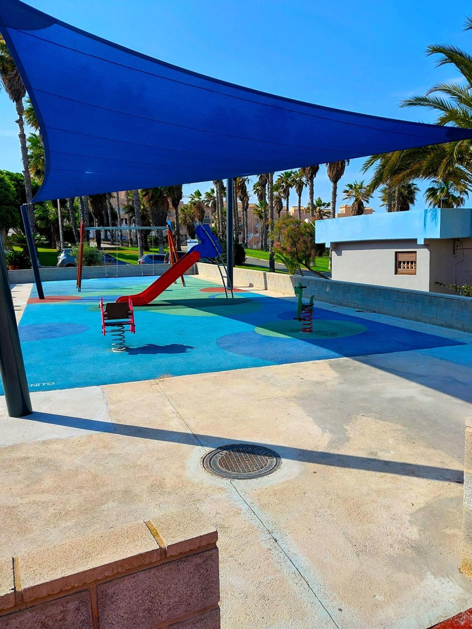 Sunny Bungalow La Mata With Sea Views ตอร์เรเวียคา ภายนอก รูปภาพ